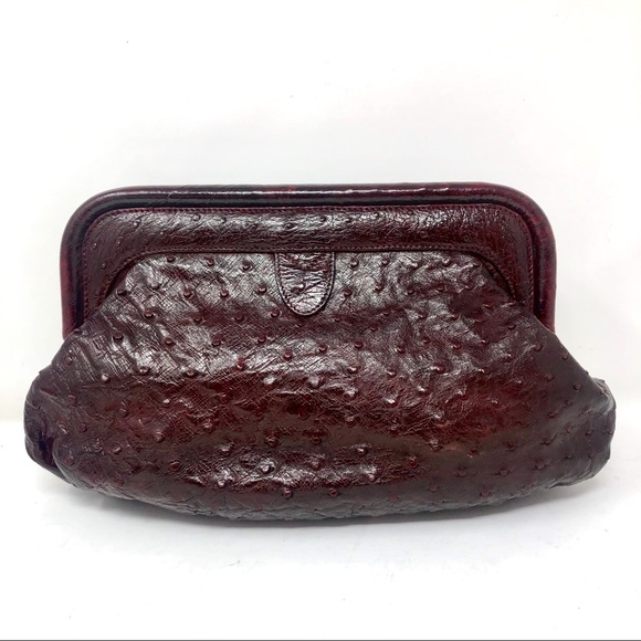 ✨GUCCI✨ OMG!! Exotic Ostrich Clutch w Gold GG Wine - Picture 5 of 8